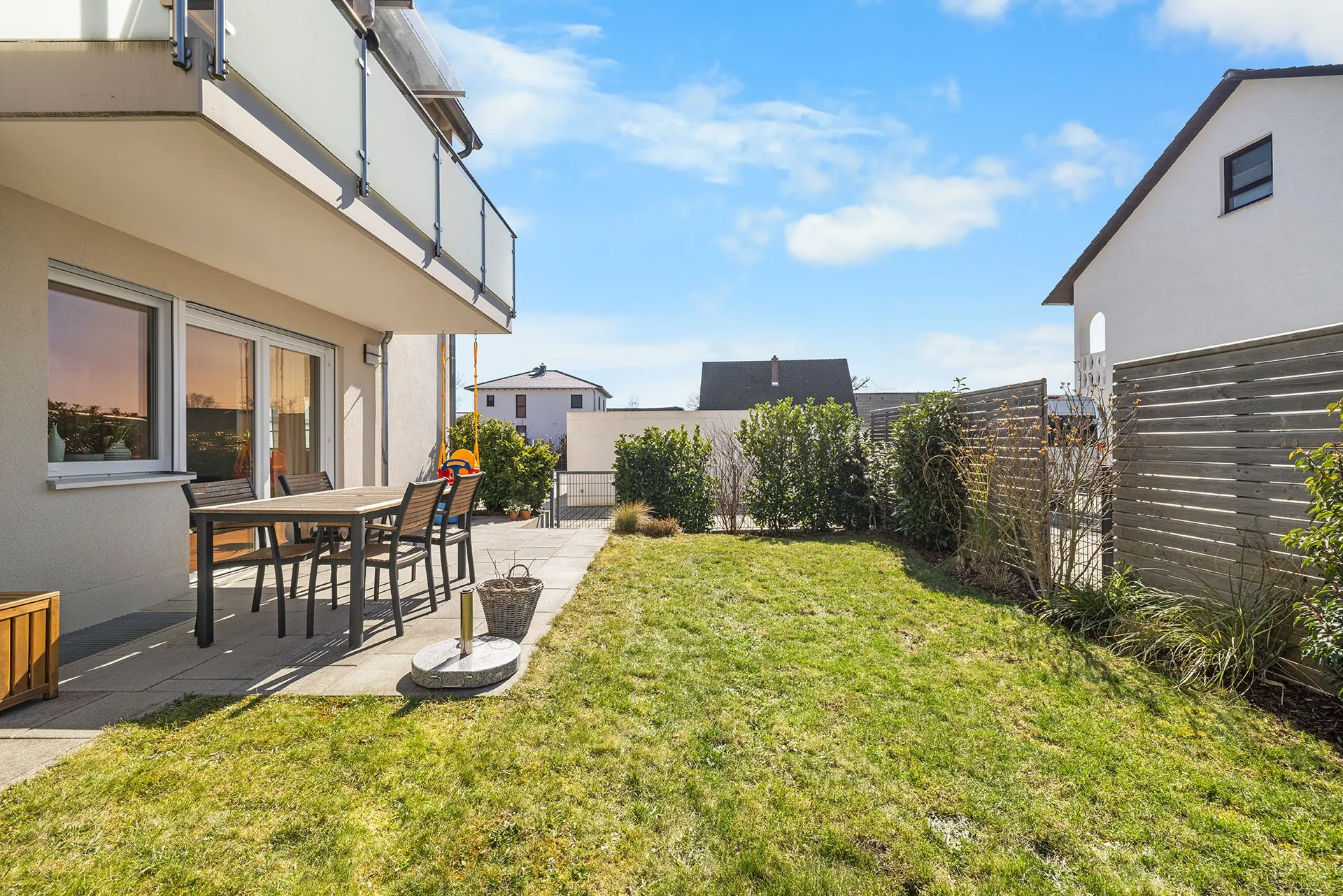 Wohnen mit Garten in Großaitingen Erdgeschosswohnung mit Terrasse und Gartenanteil in Großaitingen